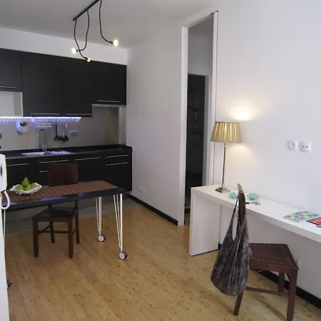 Charming Pied-a-terre In Rossio 아파트 *