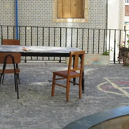 Charming Pied-a-terre In Rossio 아파트 *